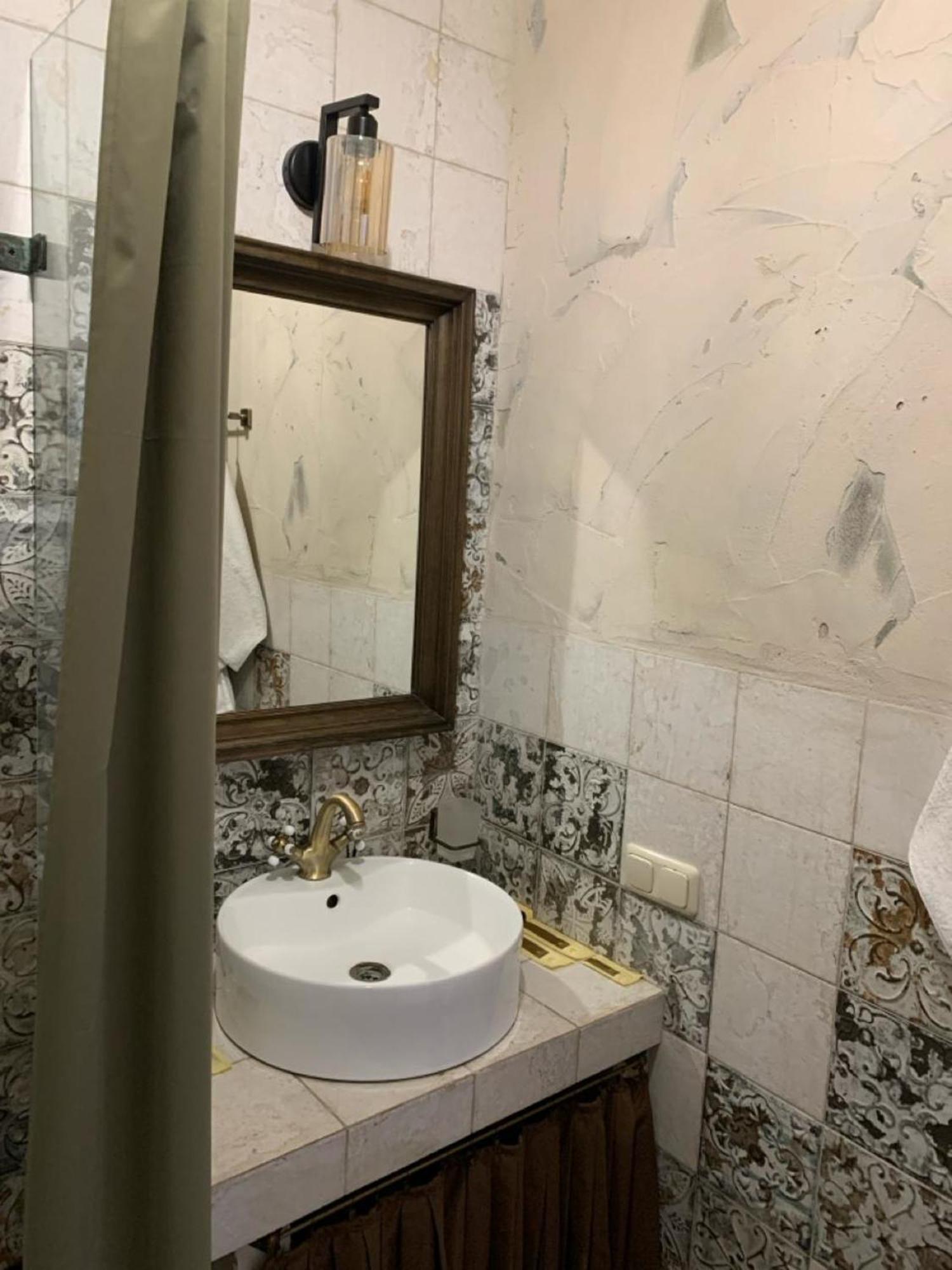 Boutique Ethno Hotel ギュムリ エクステリア 写真